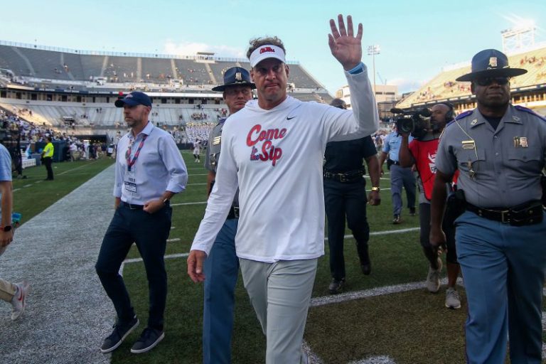 Lane Kiffin’s plan for a 16-team playoff bracket keeps sounding better