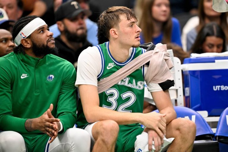 Cooper Flagg benched, injured in Mavericks loss