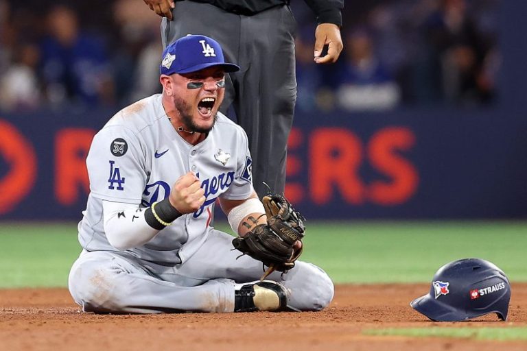 Game 7! Dodgers survive to force World Series to winner-take-all