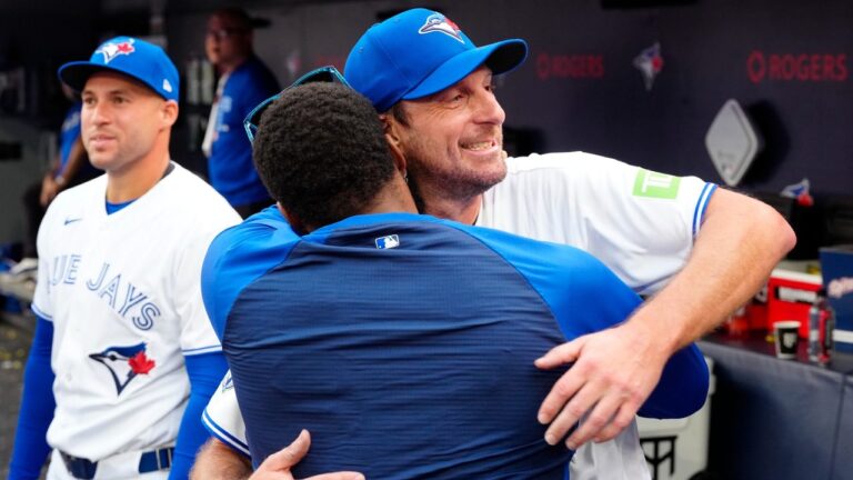 Scherzer, Springer get well-earned send-off in Blue Jays season finale