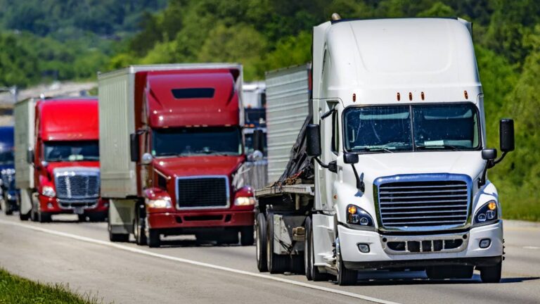 16 trucking companies file Chapter 7 or 11 bankruptcy in 30 days